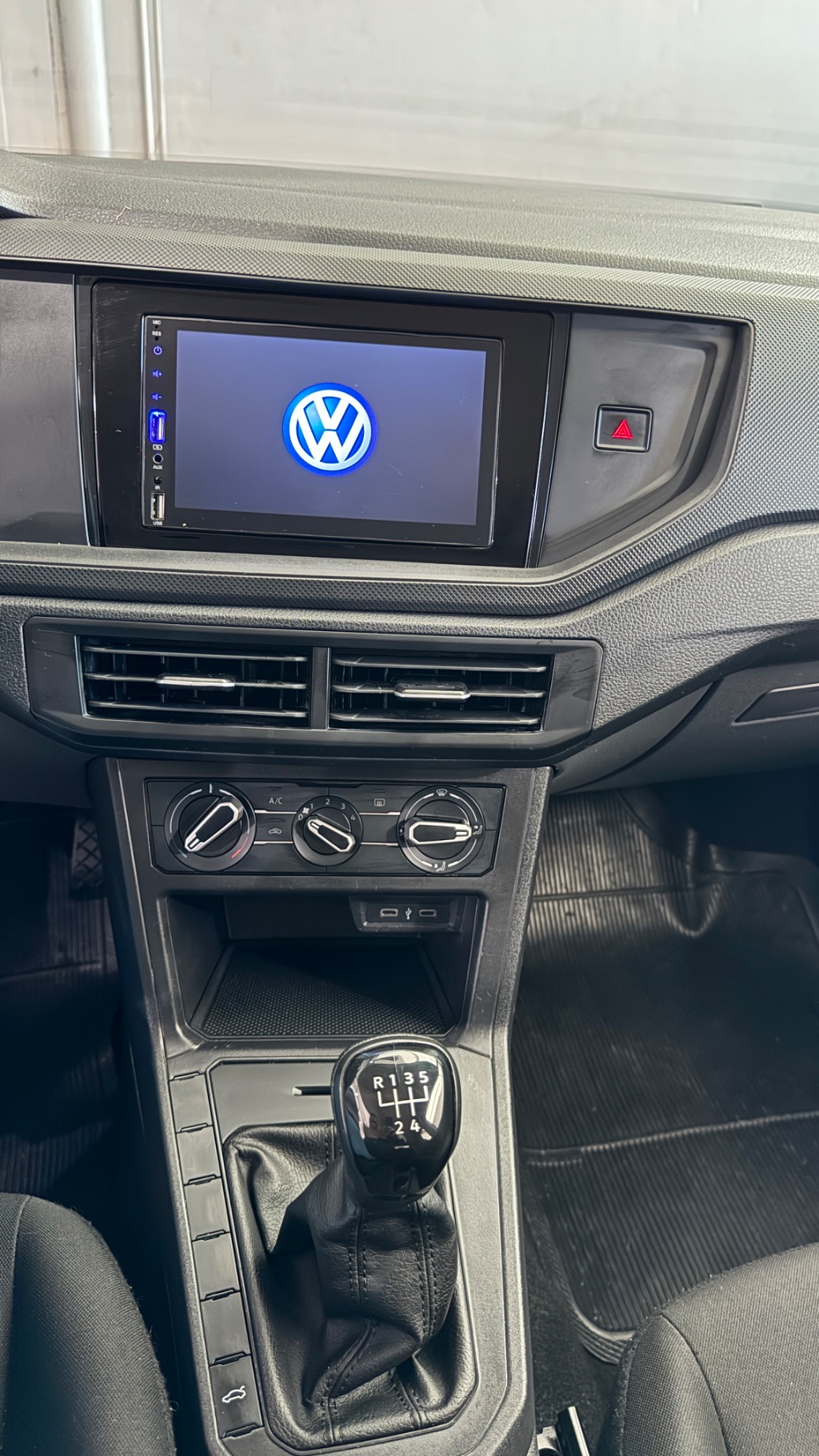 Polo Track 1.0 Flex 12V 5p — foto 7