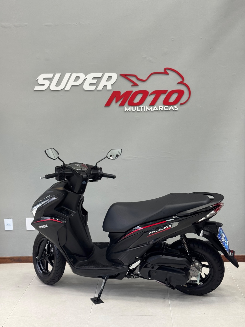 FLUO 125 CONNECTED  — foto 6