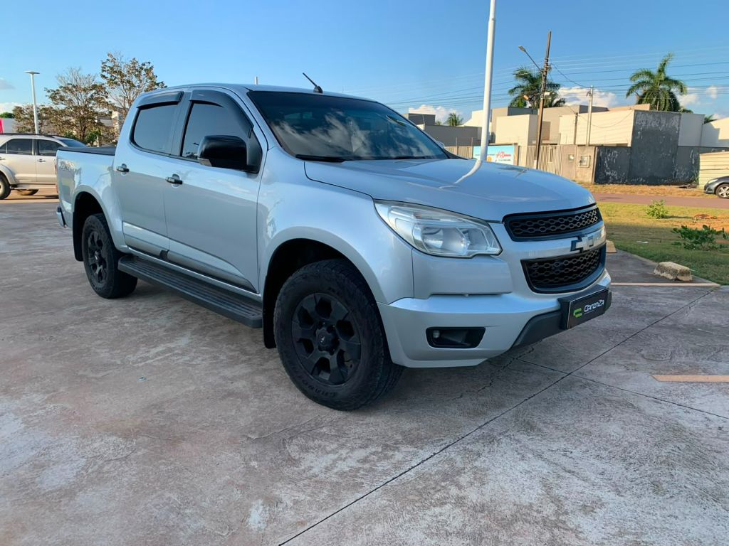 S10 Pick-Up LT 2.8 TDI 4x4 CD Diesel Aut — foto 1