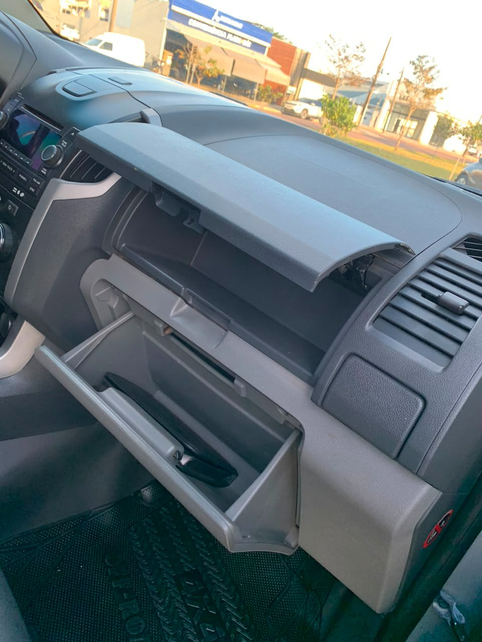 S10 Pick-Up LT 2.8 TDI 4x4 CD Diesel Aut — foto 8