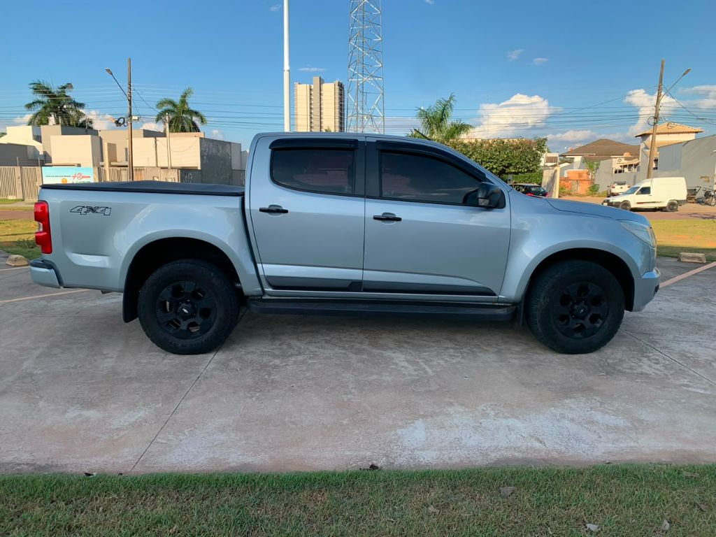 S10 Pick-Up LT 2.8 TDI 4x4 CD Diesel Aut — foto 5