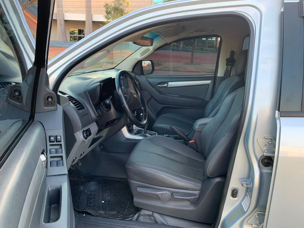 S10 Pick-Up LT 2.8 TDI 4x4 CD Diesel Aut — foto 17