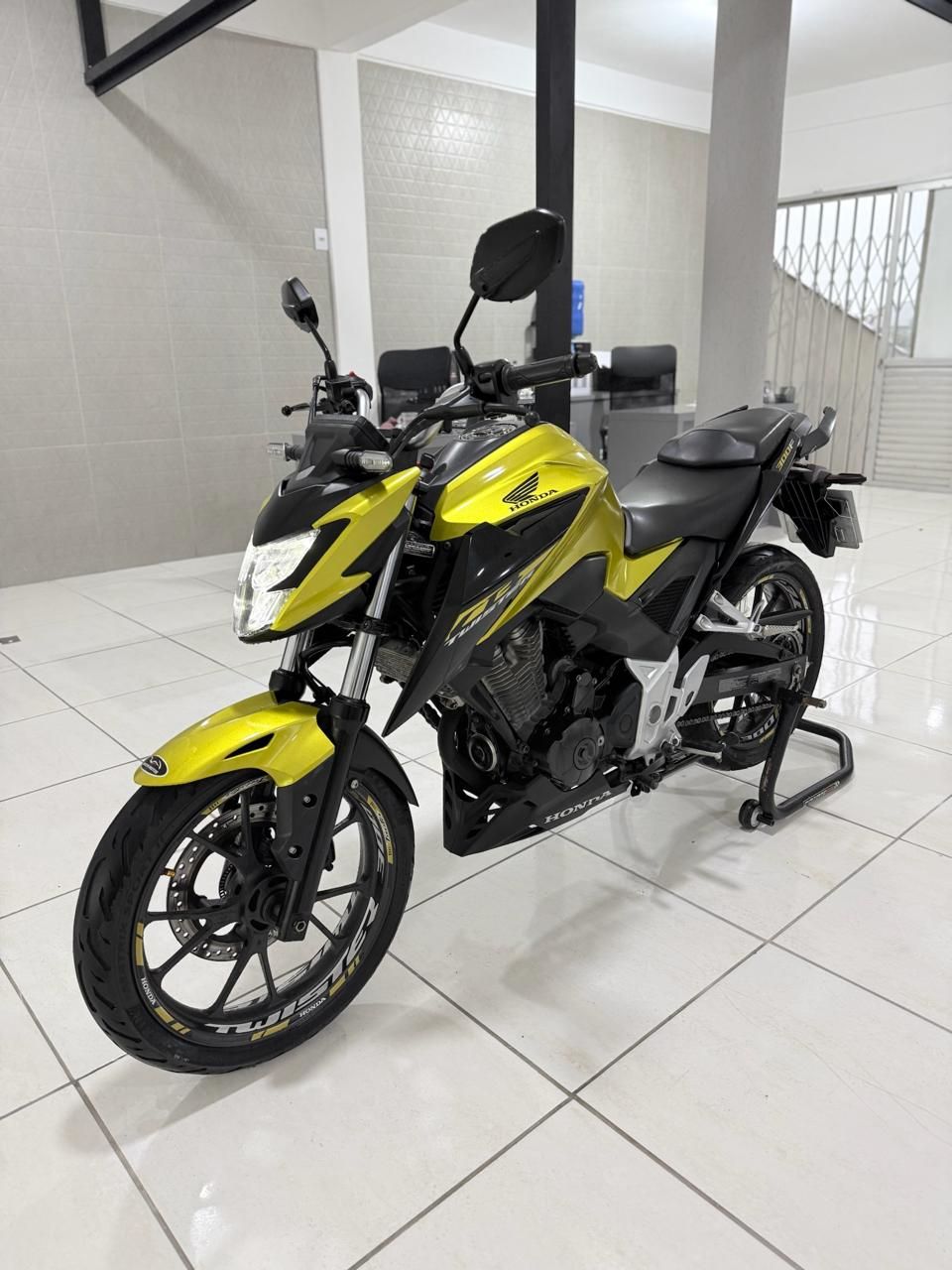 CB 300F Twister Flex — foto 3