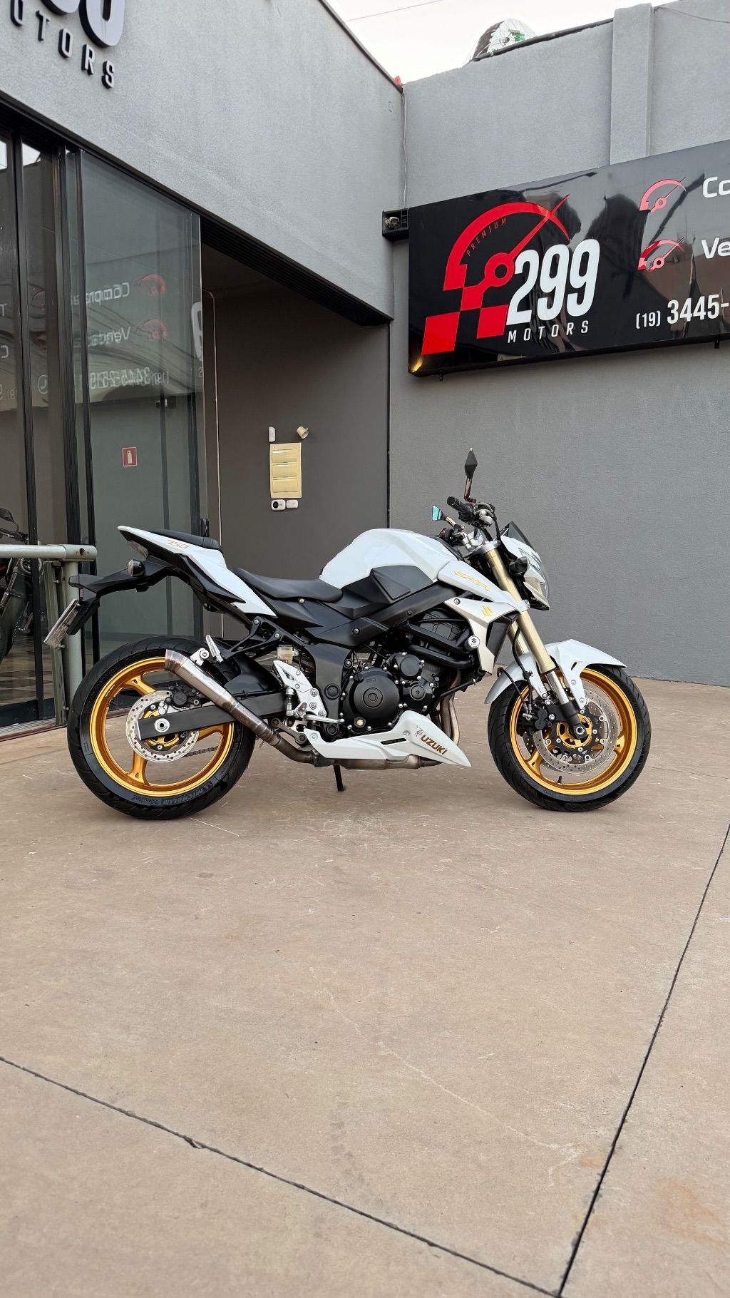 GSR 750 — foto 3