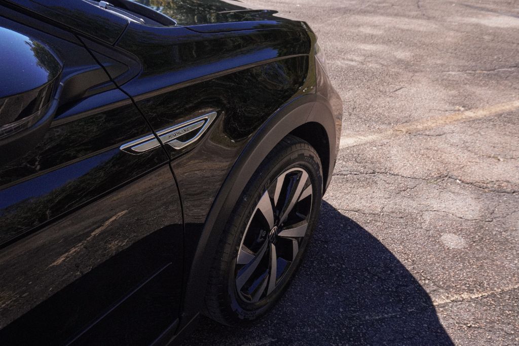 Nivus Highline 1.0 200 TSI Flex Aut. — foto 2