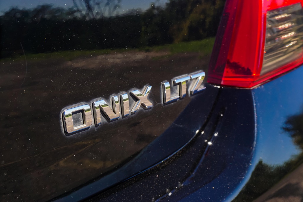 ONIX HATCH LTZ 1.4 8V FlexPower 5p Mec. — foto 11