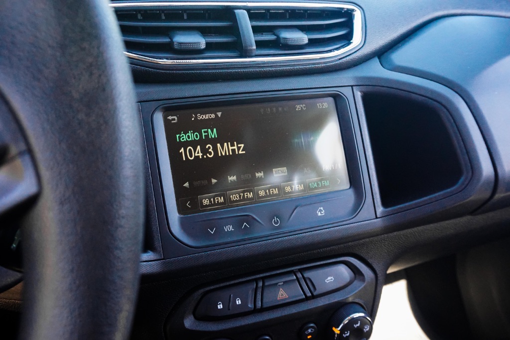 ONIX HATCH LTZ 1.4 8V FlexPower 5p Mec. — foto 16