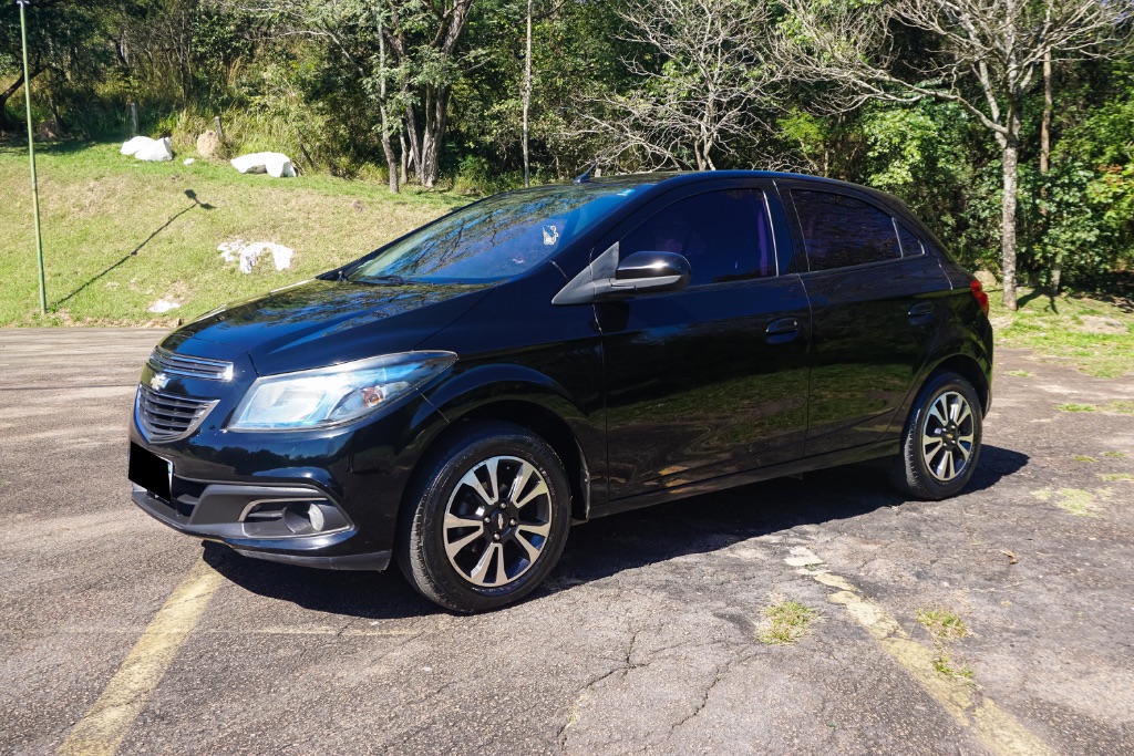 ONIX HATCH LTZ 1.4 8V FlexPower 5p Mec. — foto 9