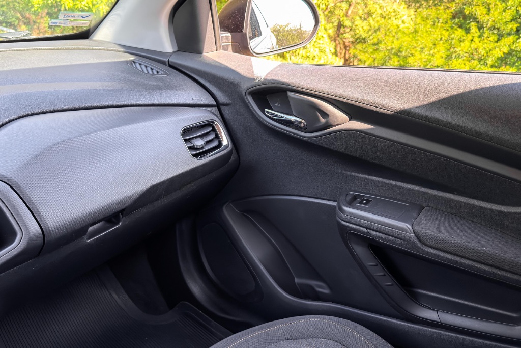 ONIX HATCH LTZ 1.4 8V FlexPower 5p Mec. — foto 19