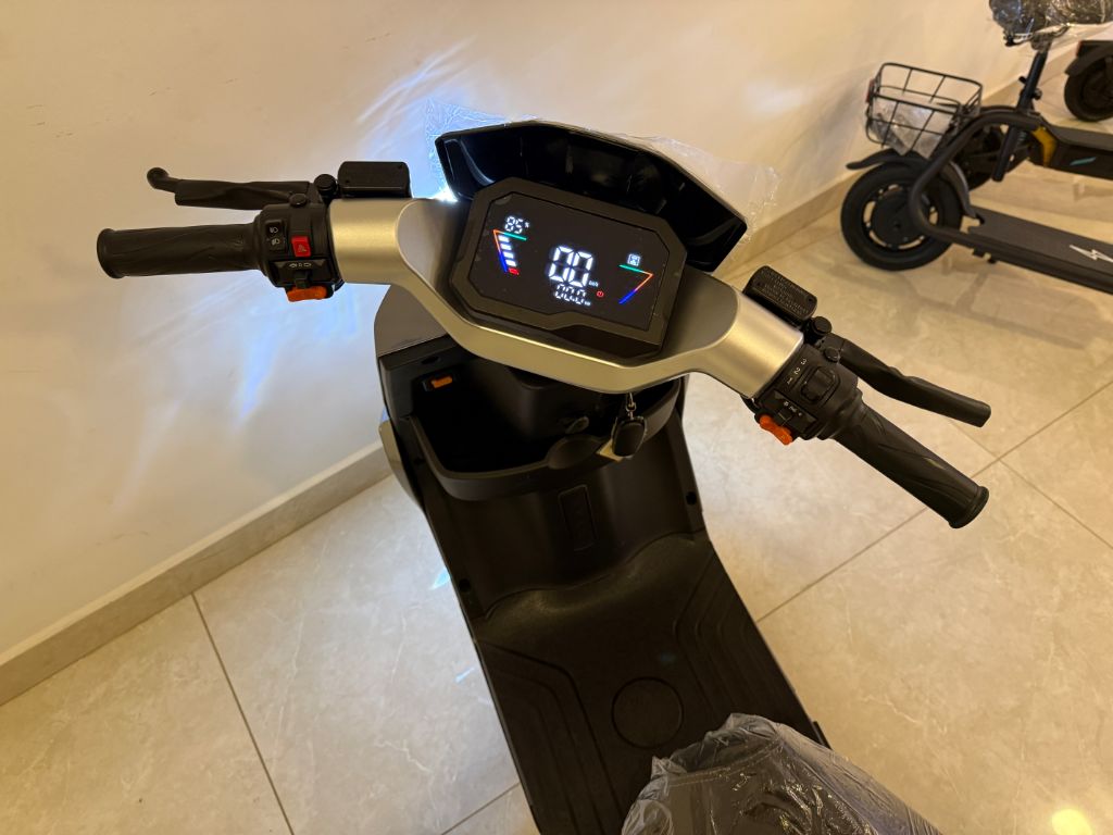 Scooter Elétrica  G12 1000W — foto 5