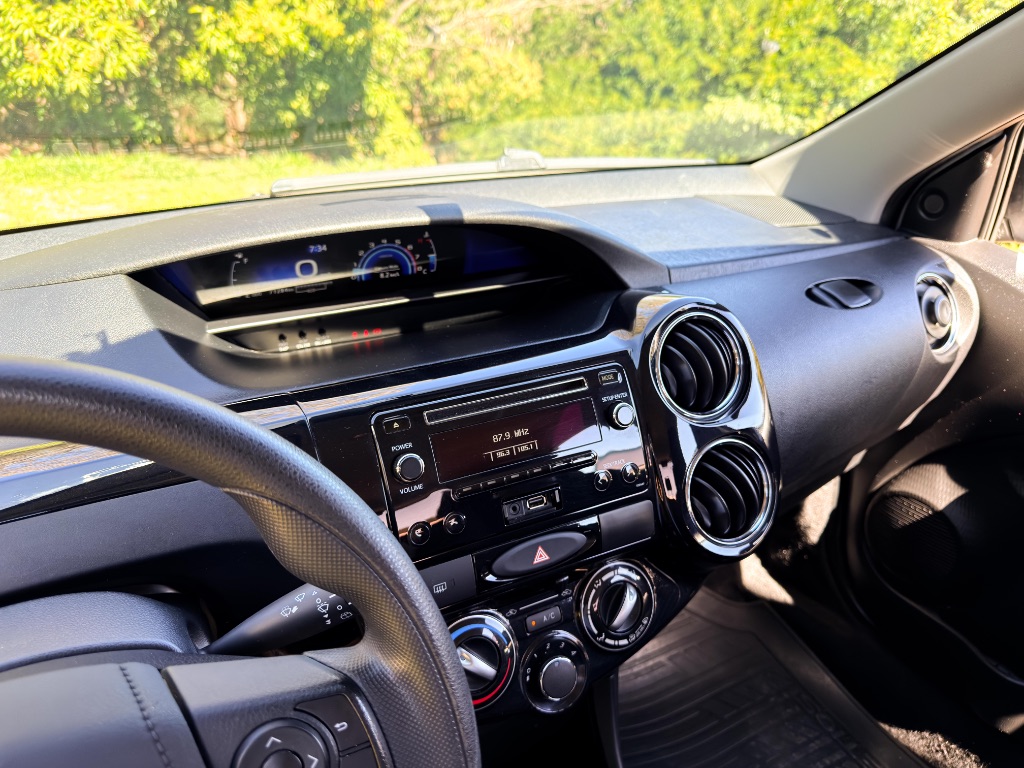 ETIOS XS 1.5 Flex 16V 5p Mec. — foto 17