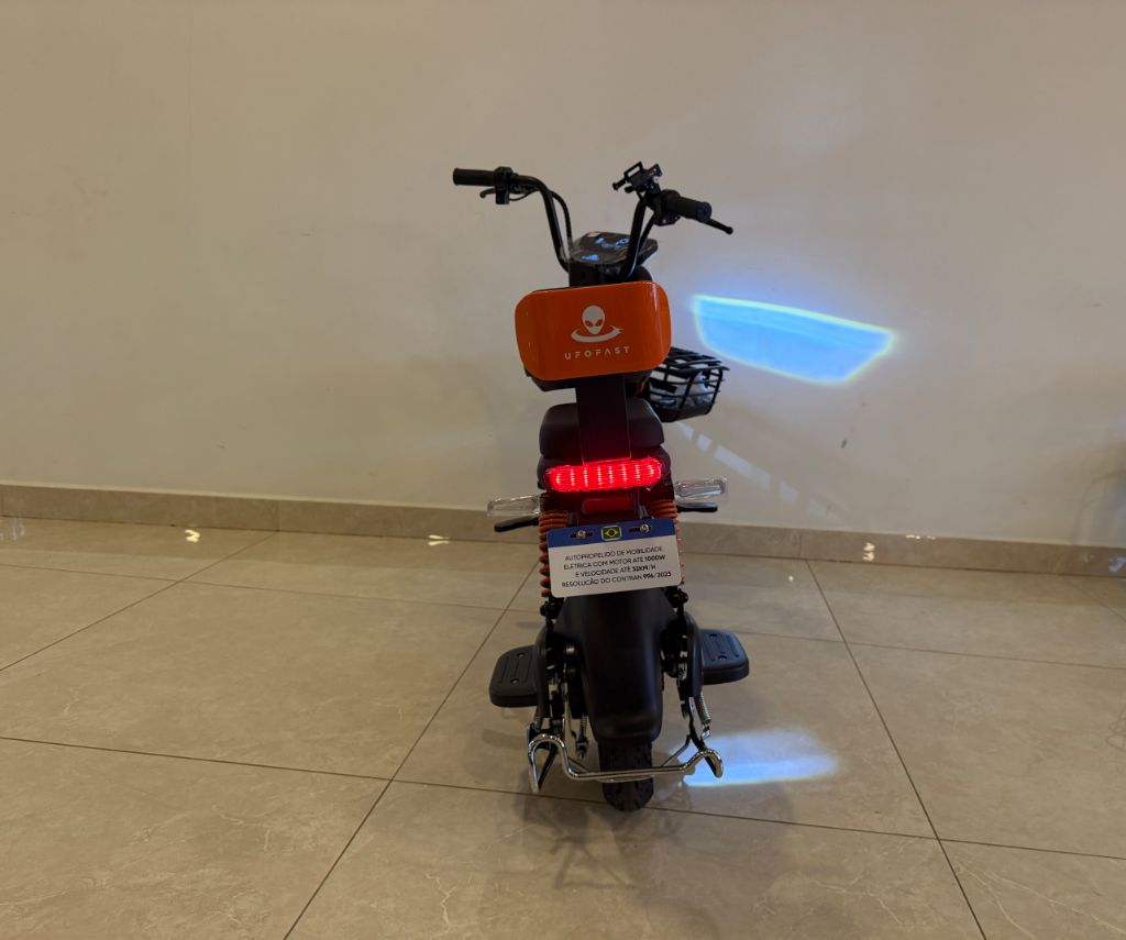 UFO-FAST F02 Auto propelido elétrico com motor 800W — foto 4