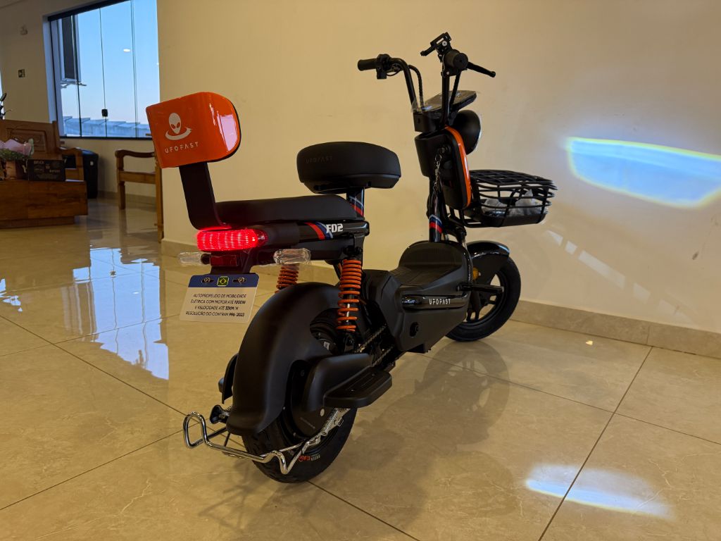 UFO-FAST F02 Auto propelido elétrico com motor 800W — foto 5