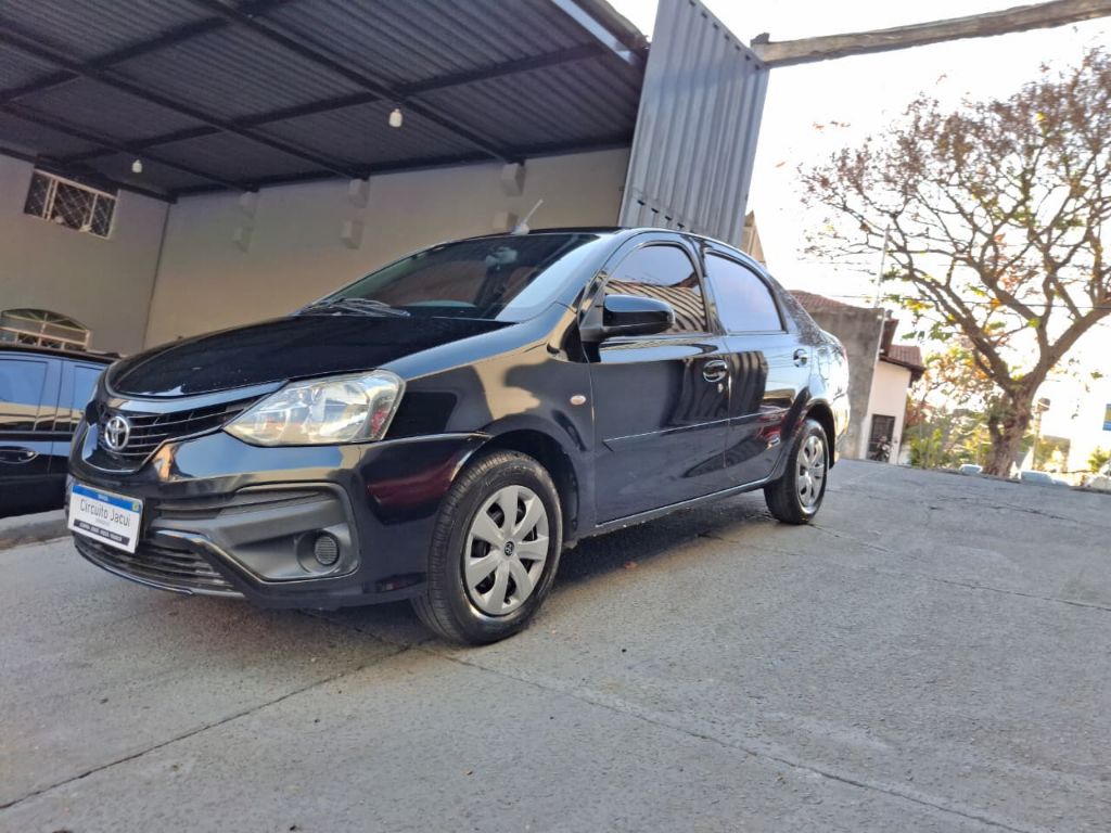 ETIOS X Sedan 1.5 flex manual — foto 15
