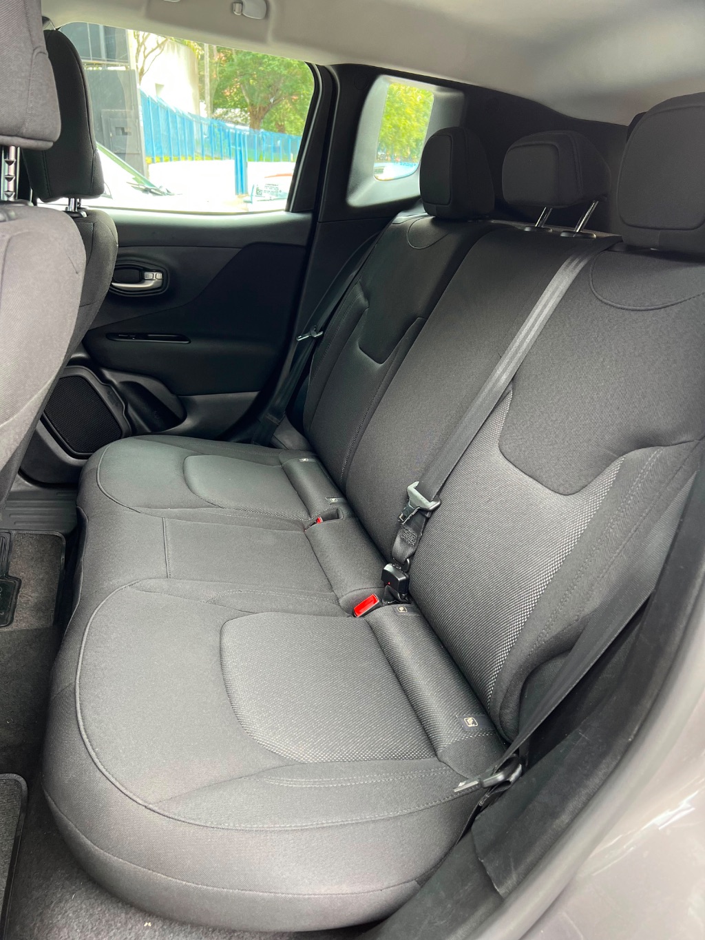 Renegade Sport 1.8 4x2 Flex 16V Aut. — foto 13