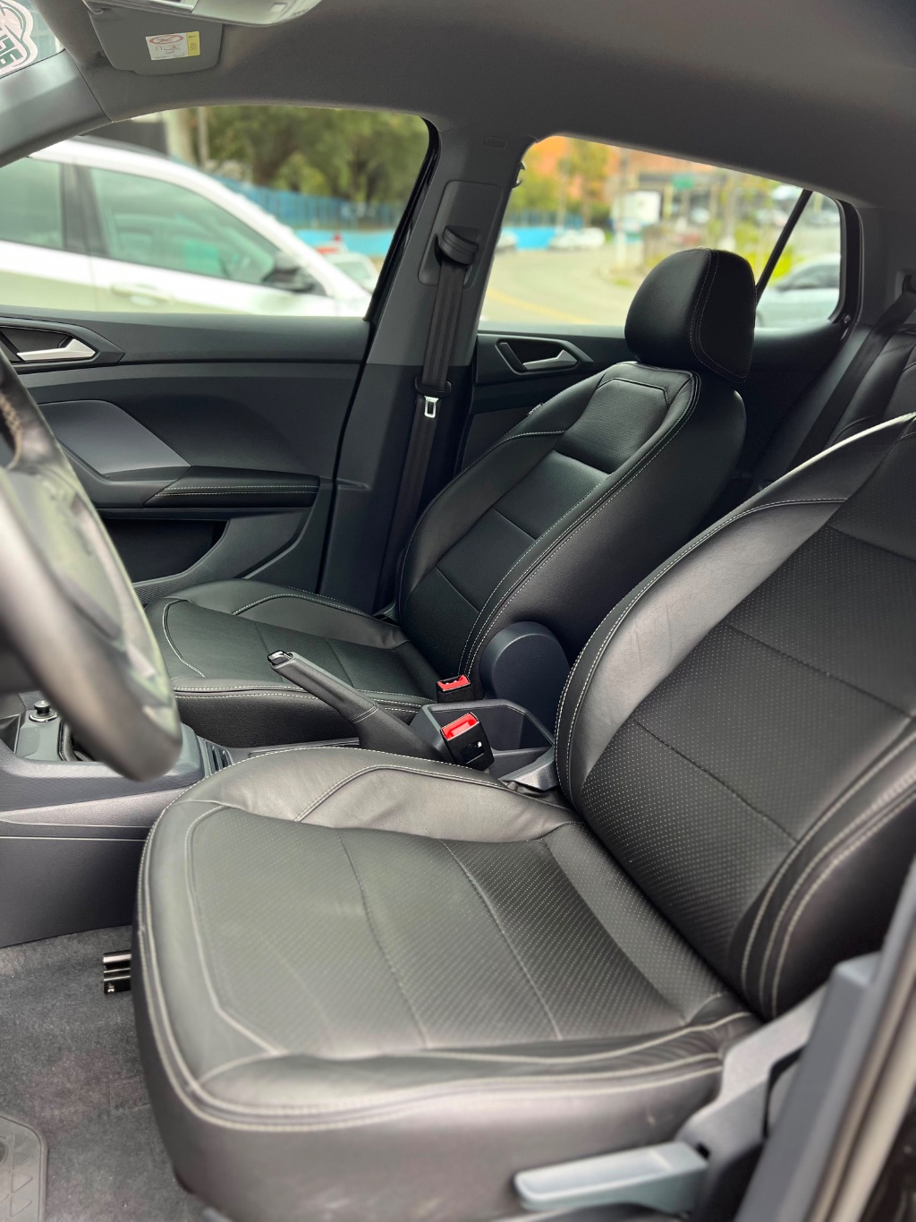 T-Cross 200 TSI 1.0  Flex 12V 5p Aut. — foto 14