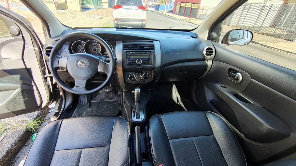 LIVINA GRAND SL 1.8 16V Flex Fuel Aut. — foto 7