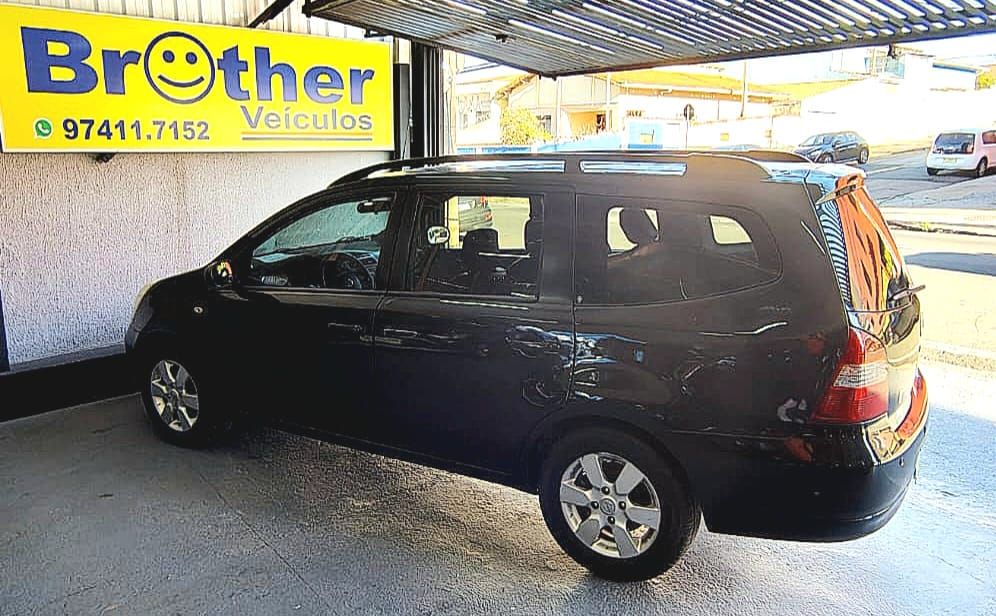 LIVINA GRAND SL 1.8 16V Flex Fuel Aut. — foto 6