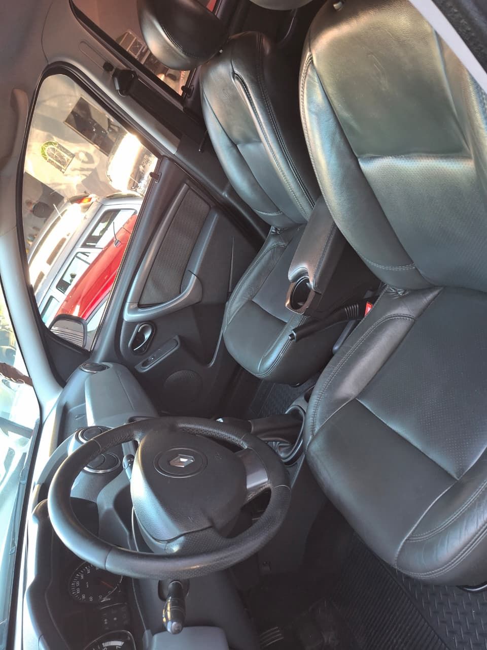 DUSTER Dynamique 1.6 Flex — foto 11