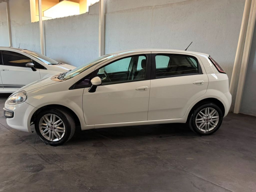 Punto ESSENCE 1.6 Flex 16V 5p — foto 10