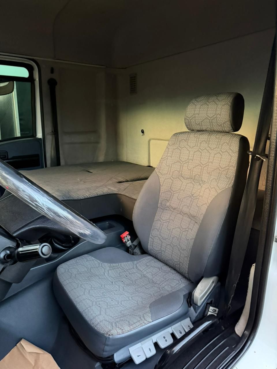 CARGO 2429 E 6x2 Turbo 2p (diesel)(E5) — foto 8