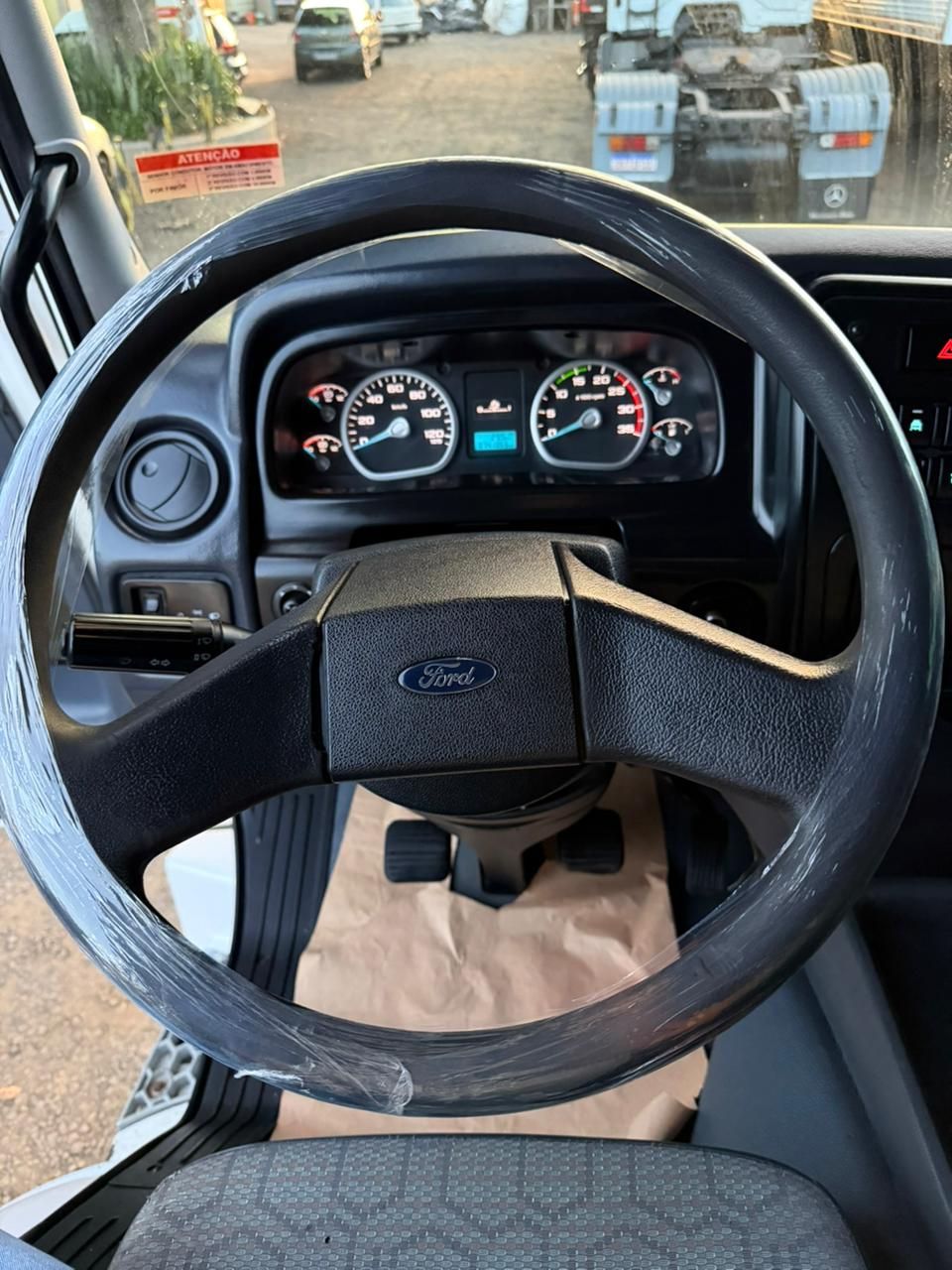 CARGO 2429 E 6x2 Turbo 2p (diesel)(E5) — foto 6