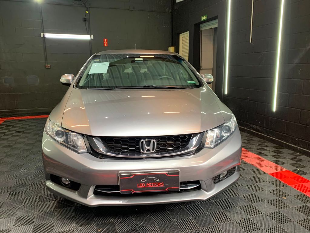 Civic Sedan LXR 2.0 Flexone 16V Aut. 4p — foto 2