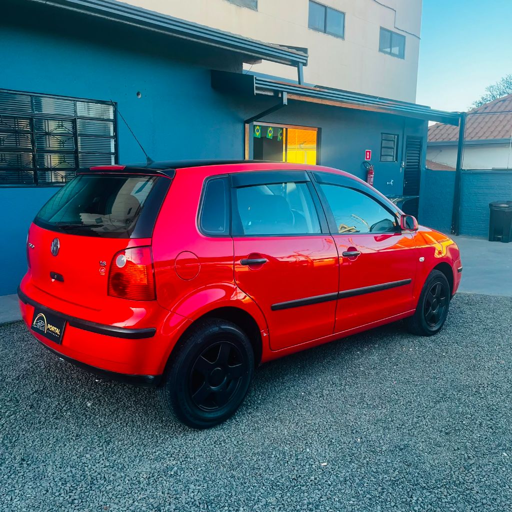 Polo 1.6 Mi/ S.Ouro 1.6Mi 101cv 8V 5p — foto 5