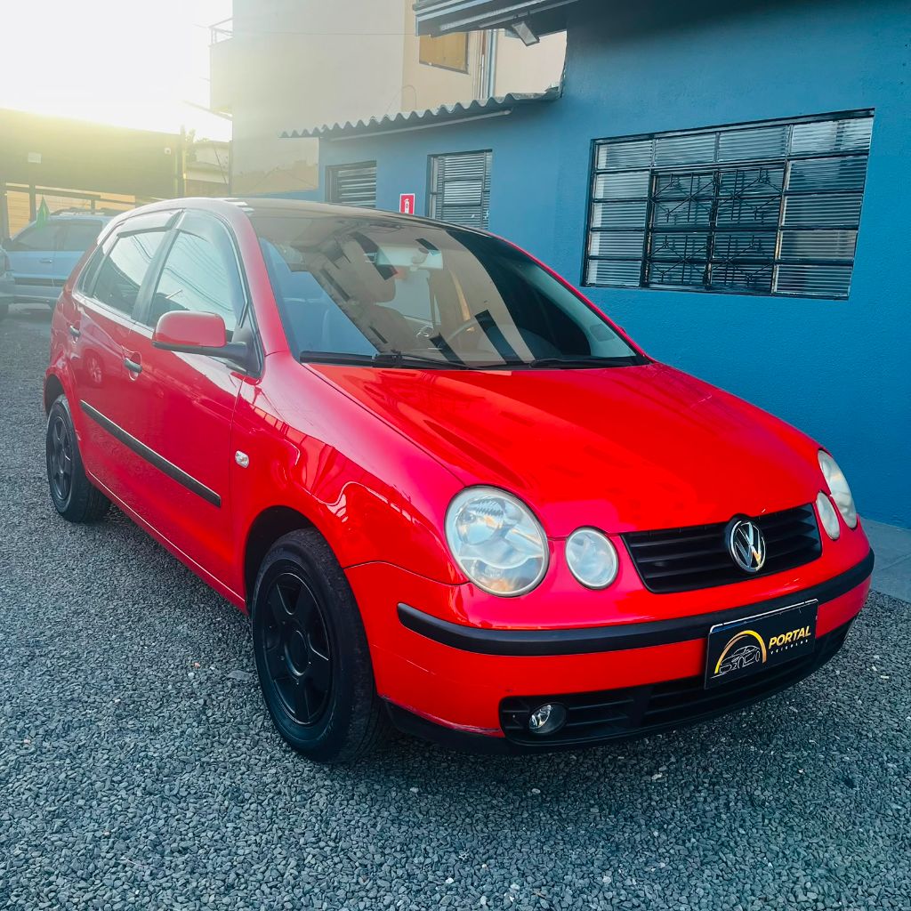 Polo 1.6 Mi/ S.Ouro 1.6Mi 101cv 8V 5p — foto 1
