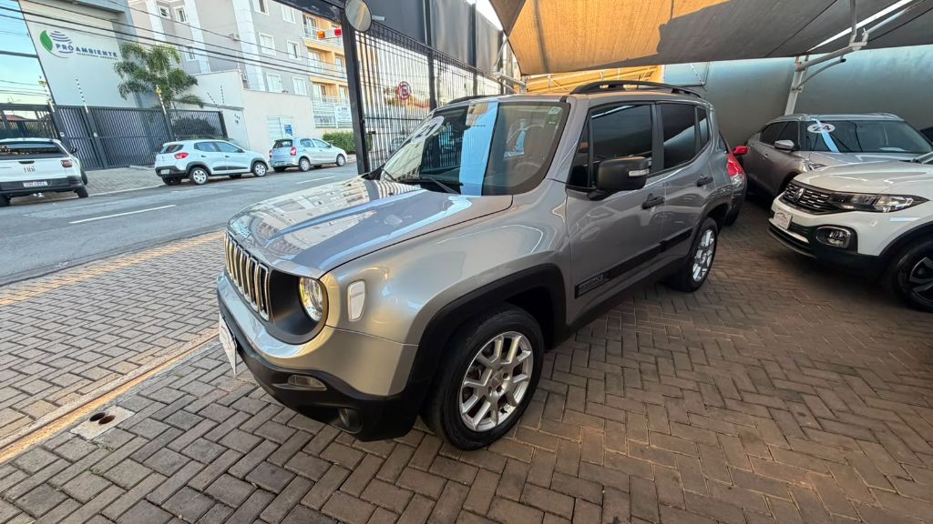 Renegade 1.8 4x2 Flex 16V Aut. — foto 3