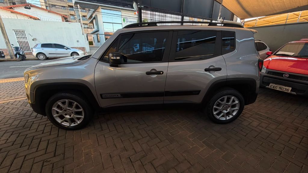 Renegade 1.8 4x2 Flex 16V Aut. — foto 7