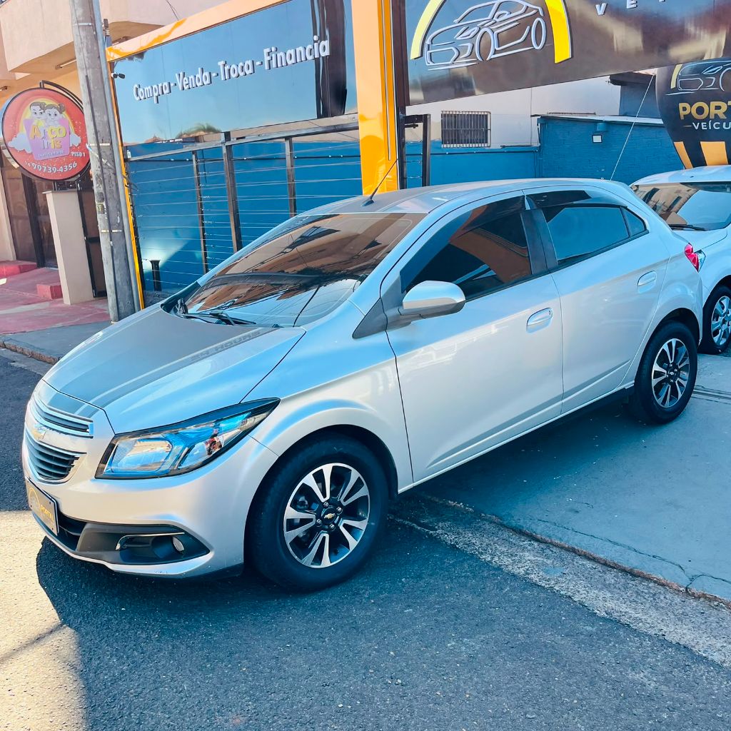 ONIX HATCH LTZ 1.4 8V FlexPower 5p Mec. — foto 2