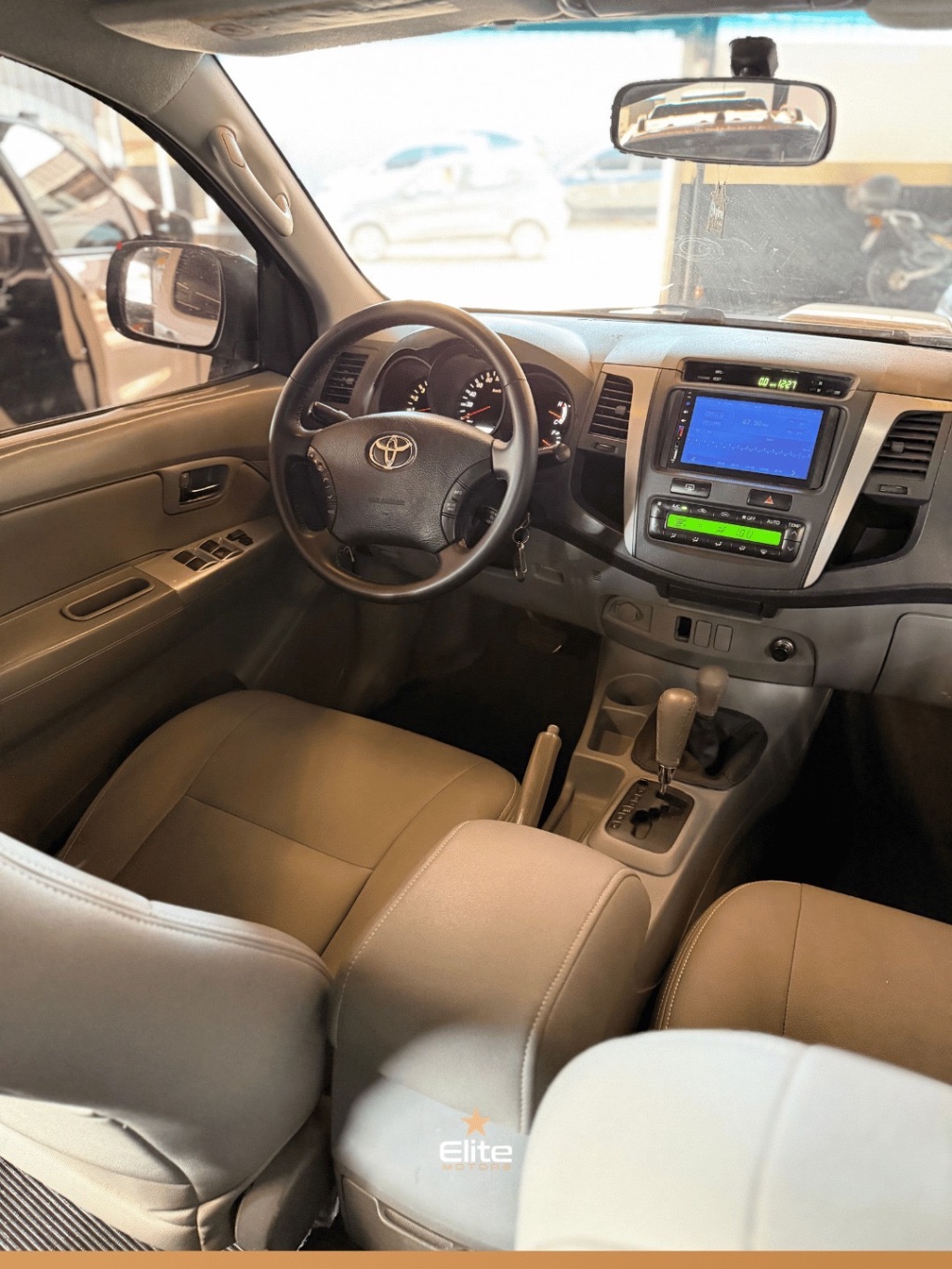 Hilux CD SRV D4-D 4x4 3.0 TDI Diesel Aut — foto 8
