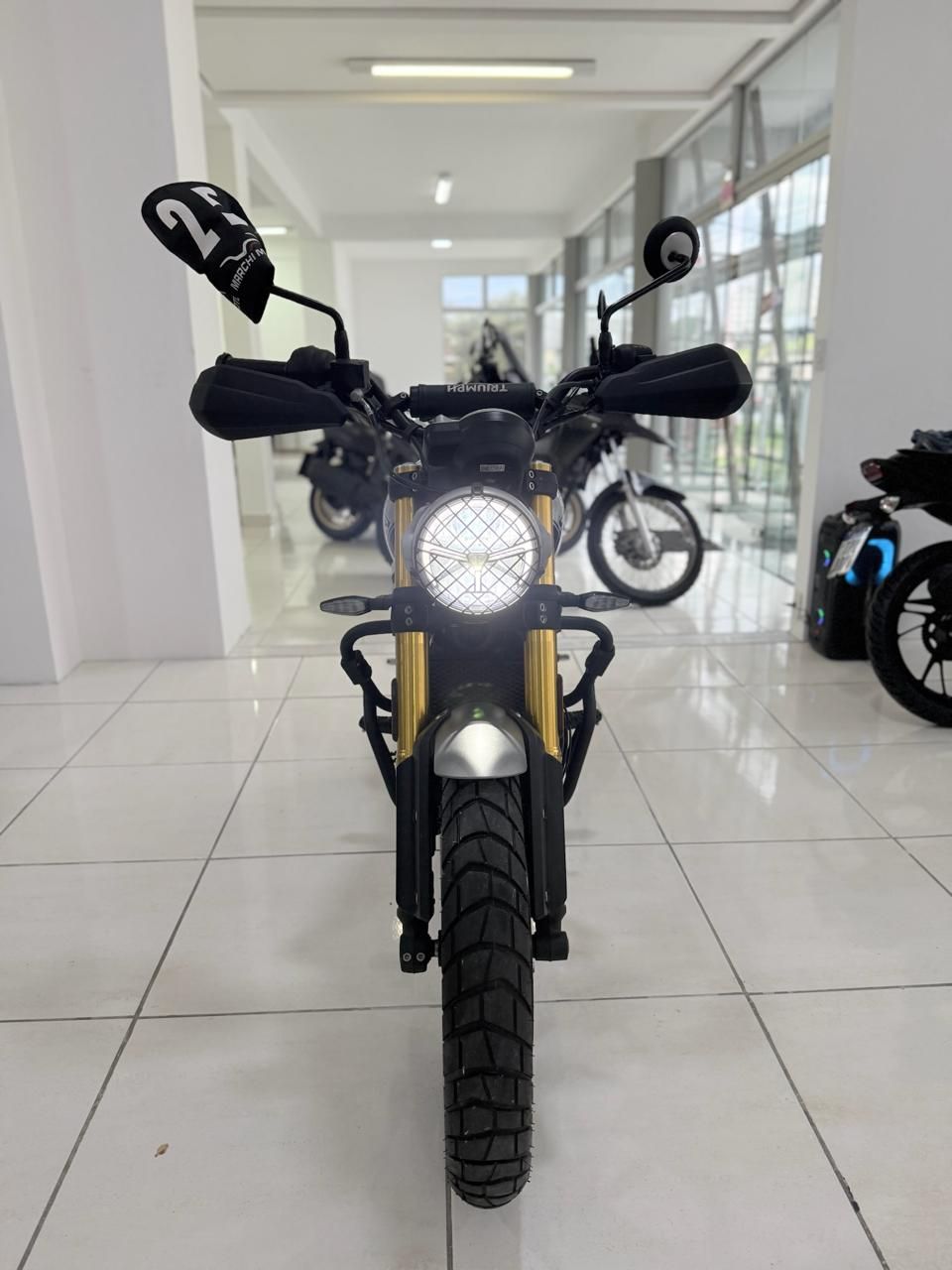 SCRAMBLER 400 X — foto 3