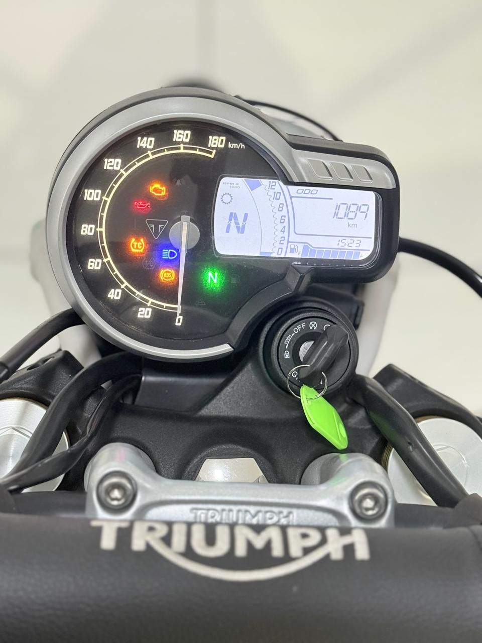 SCRAMBLER 400 X — foto 8