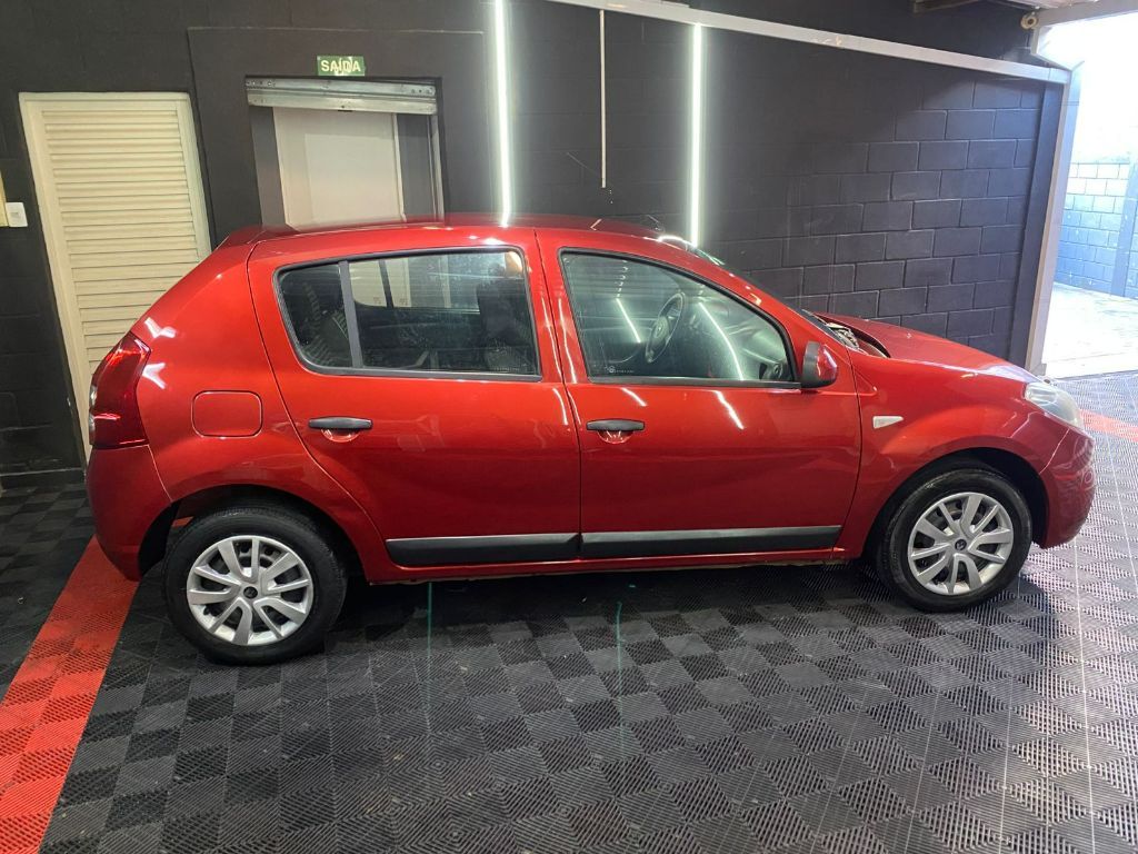 SANDERO Expression Hi-Flex 1.6 8V 5p — foto 8