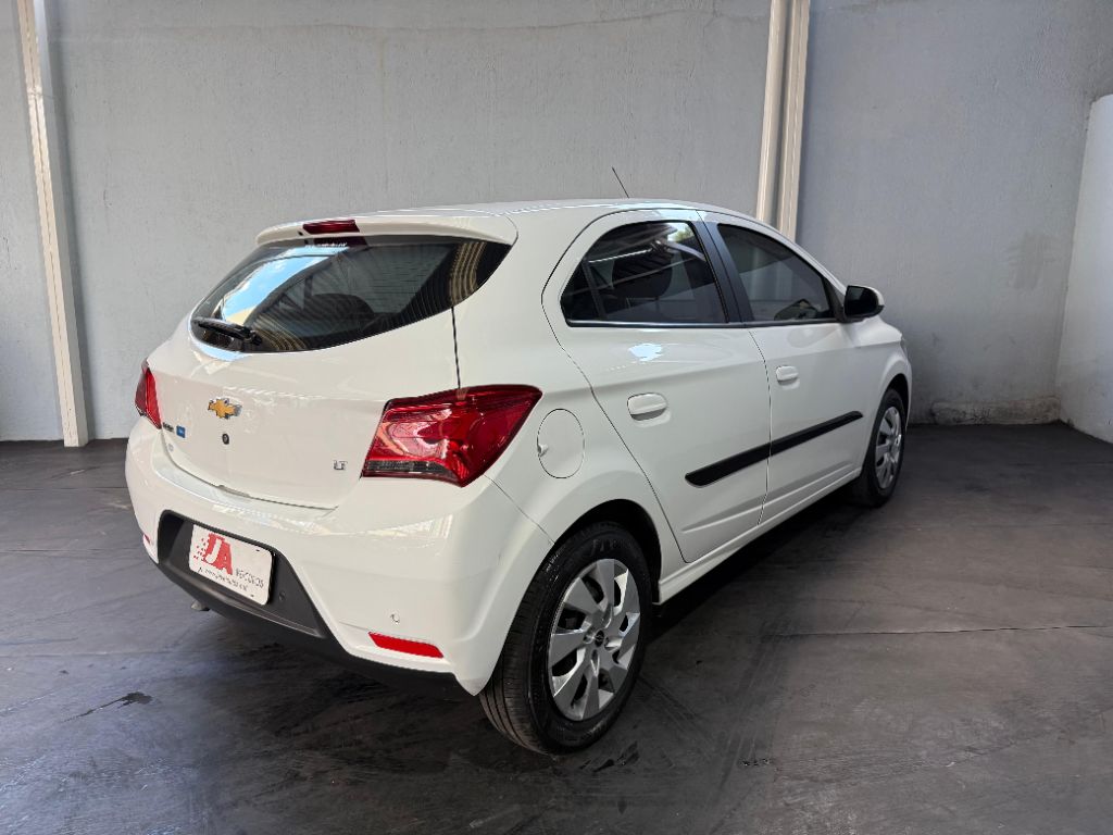 ONIX HATCH LT 1.4 8V FlexPower 5p Aut. — foto 6