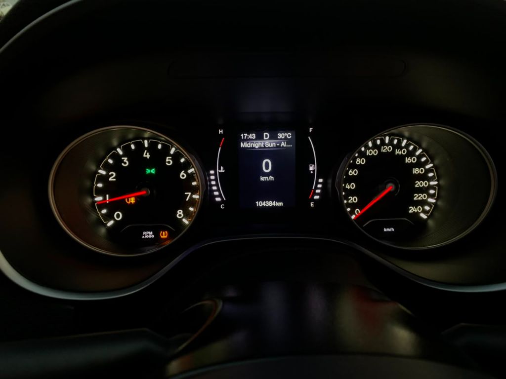 COMPASS LONGITUDE 2.0 4x2 Flex 16V Aut. — foto 19