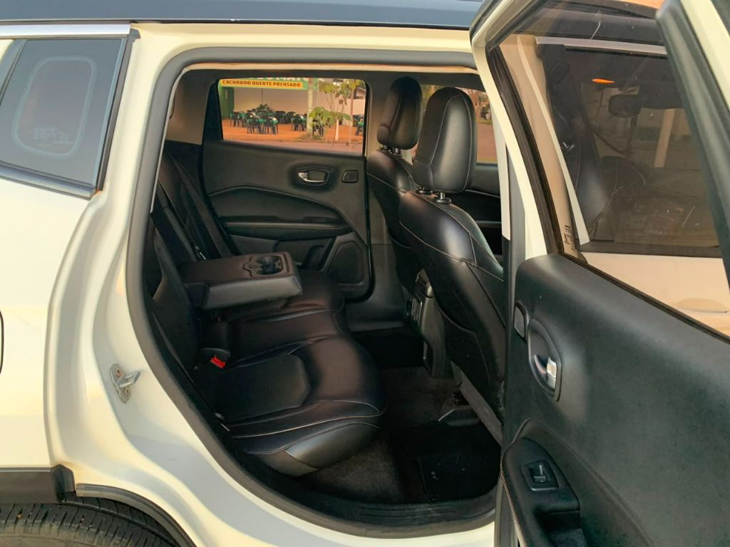 COMPASS LONGITUDE 2.0 4x2 Flex 16V Aut. — foto 15