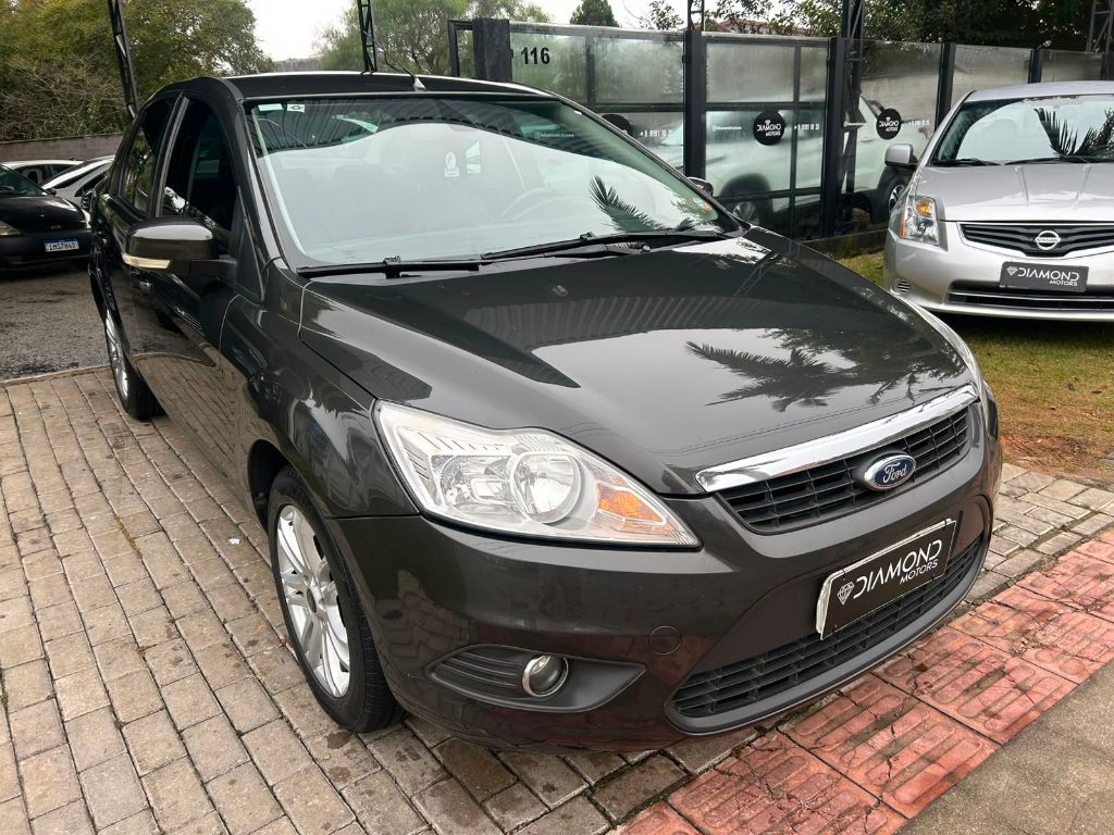 Focus Sedan 2.0 16V/2.0 16V Flex 4p