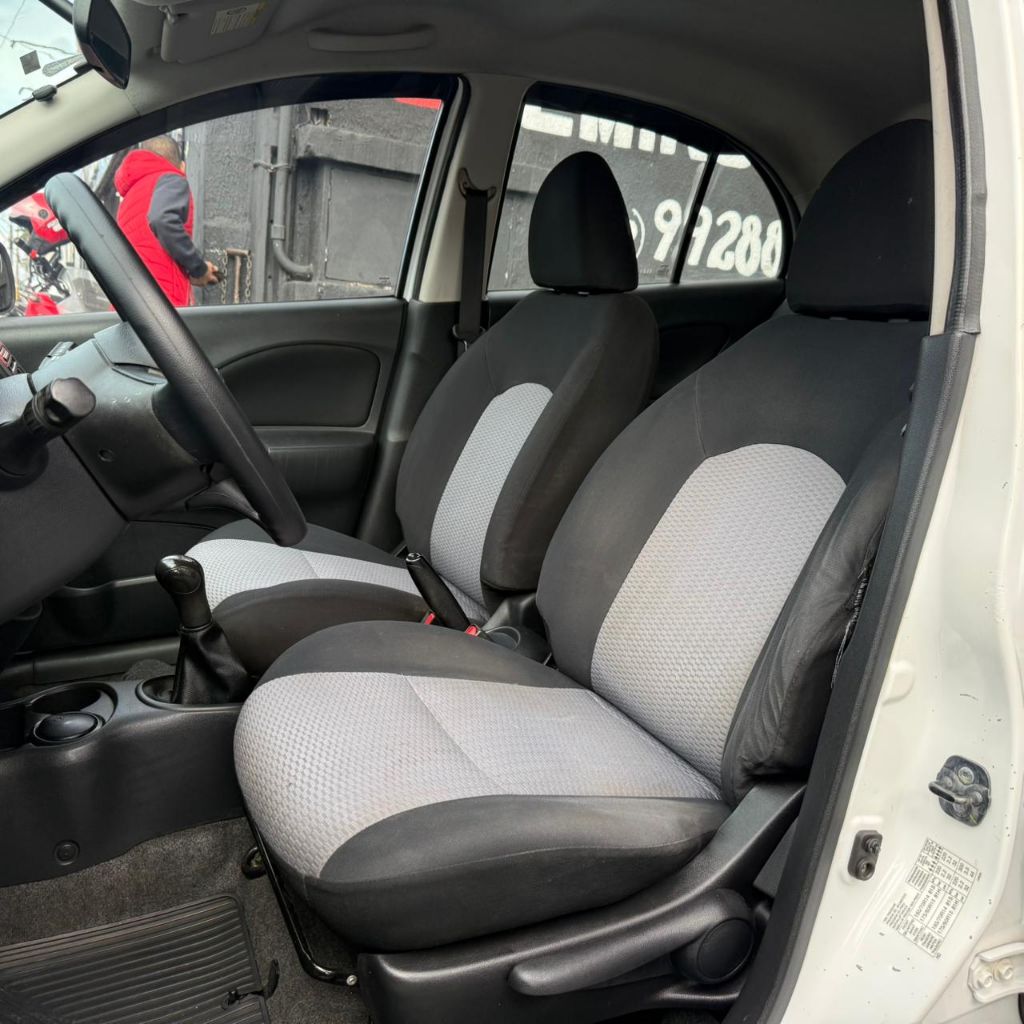 MARCH SV 1.6 16V Flex Fuel — foto 14