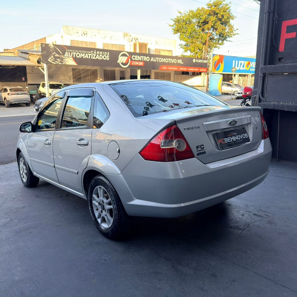 Fiesta Sed. 1.6 8V Flex 4p — foto 6