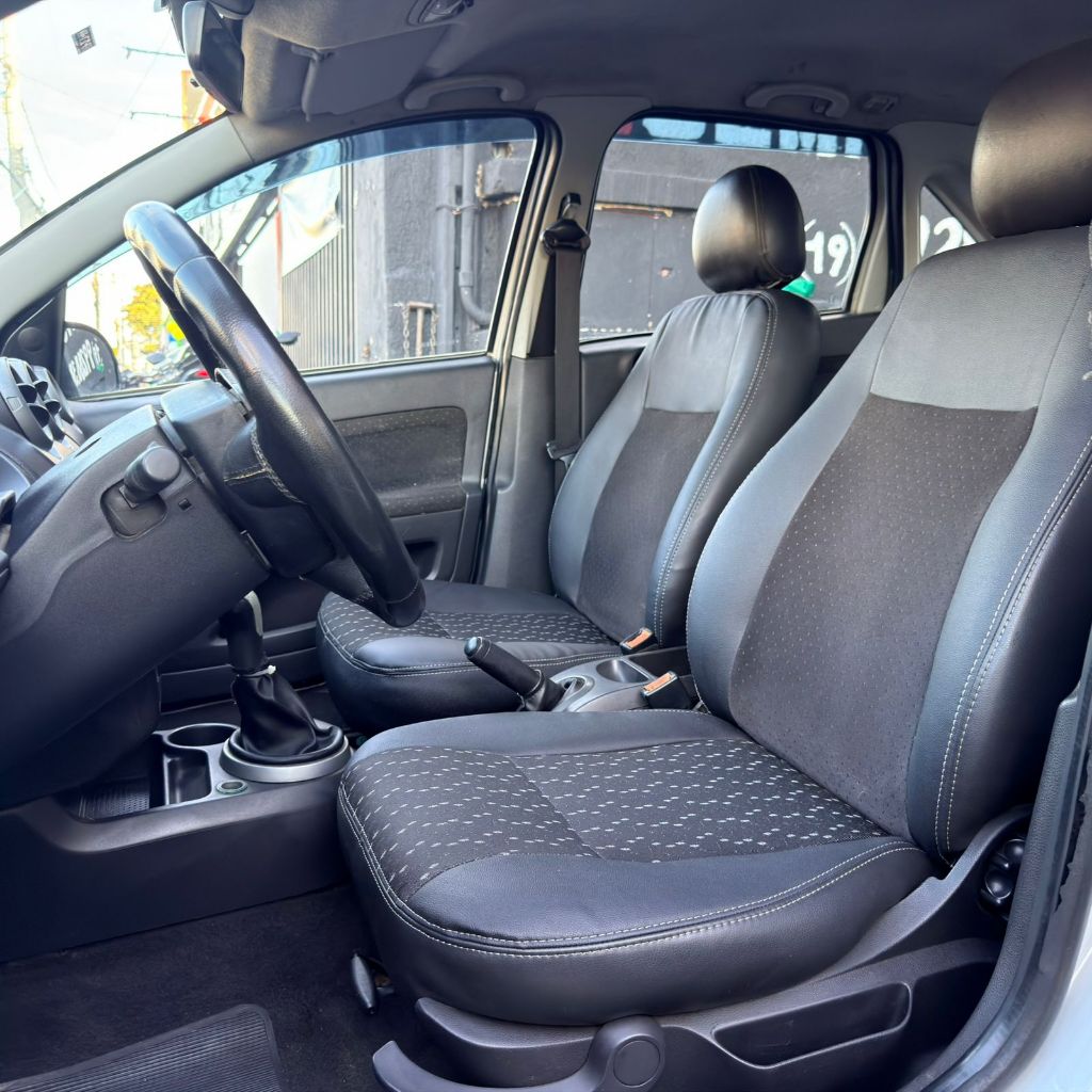 Fiesta Sed. 1.6 8V Flex 4p — foto 14