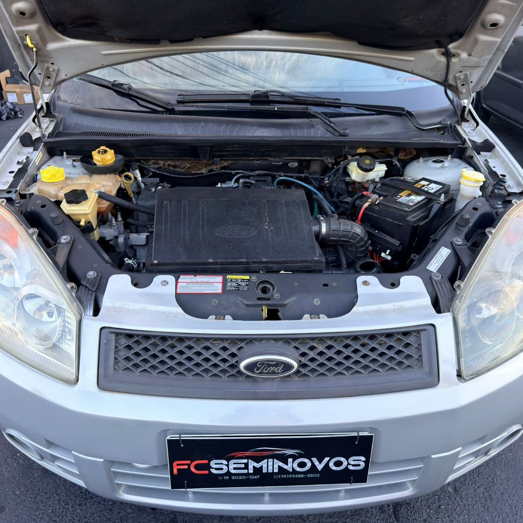 Fiesta Sed. 1.6 8V Flex 4p — foto 5