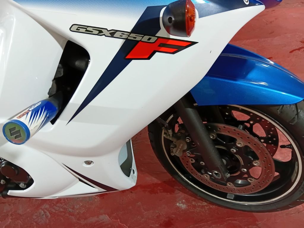 GSX  650F — foto 10