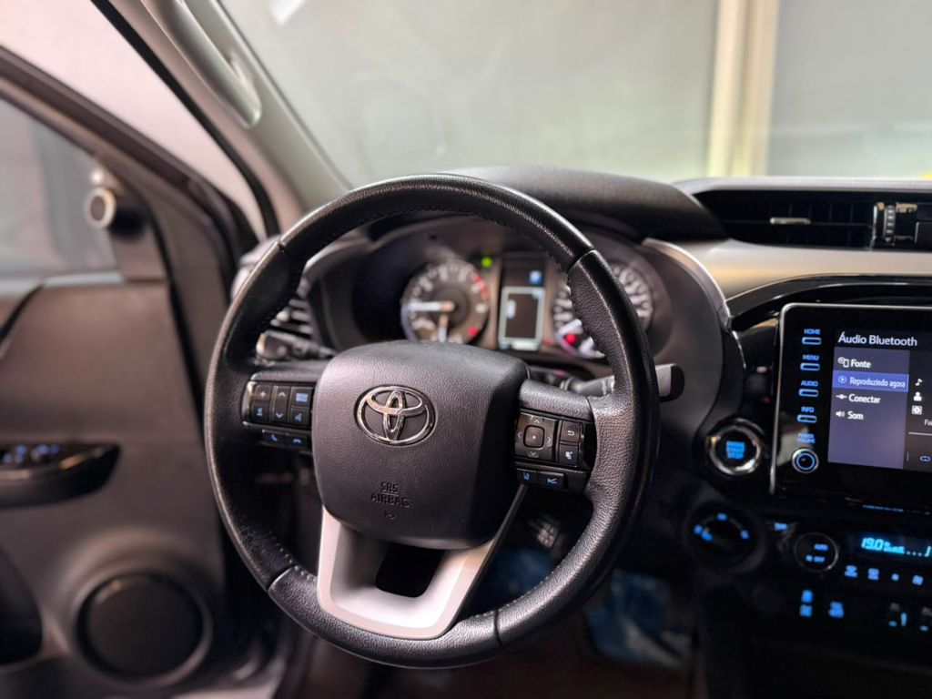 Hilux CD SRX 4x4 2.8 TDI 16V Diesel Aut. — foto 12