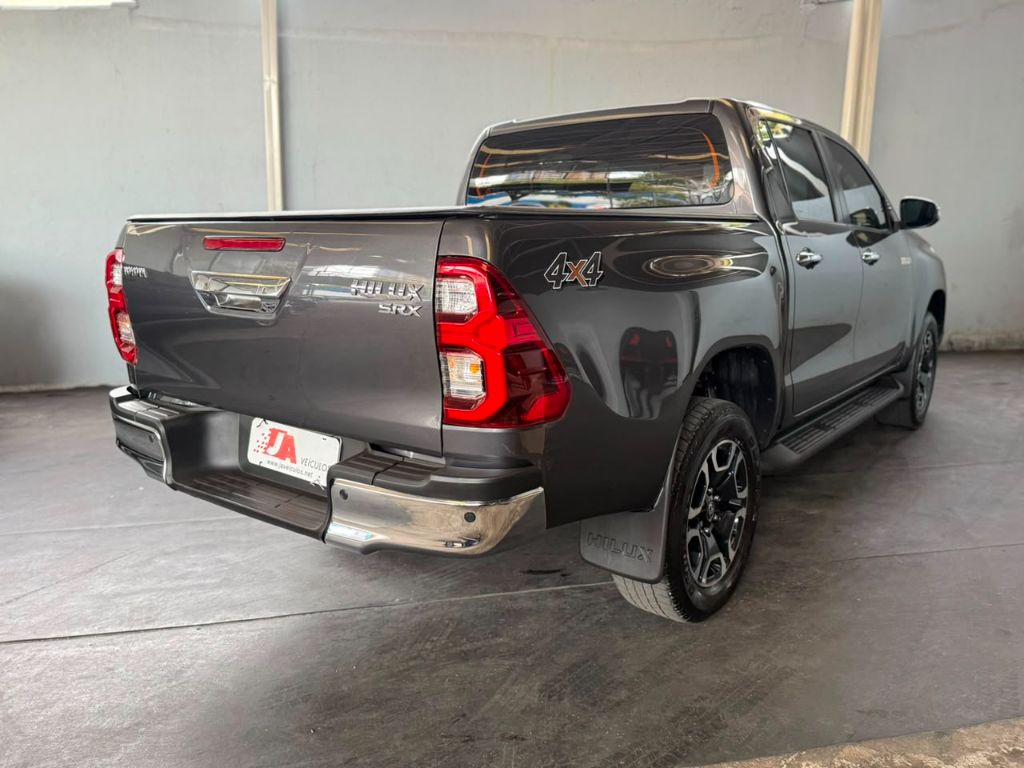 Hilux CD SRX 4x4 2.8 TDI 16V Diesel Aut. — foto 11