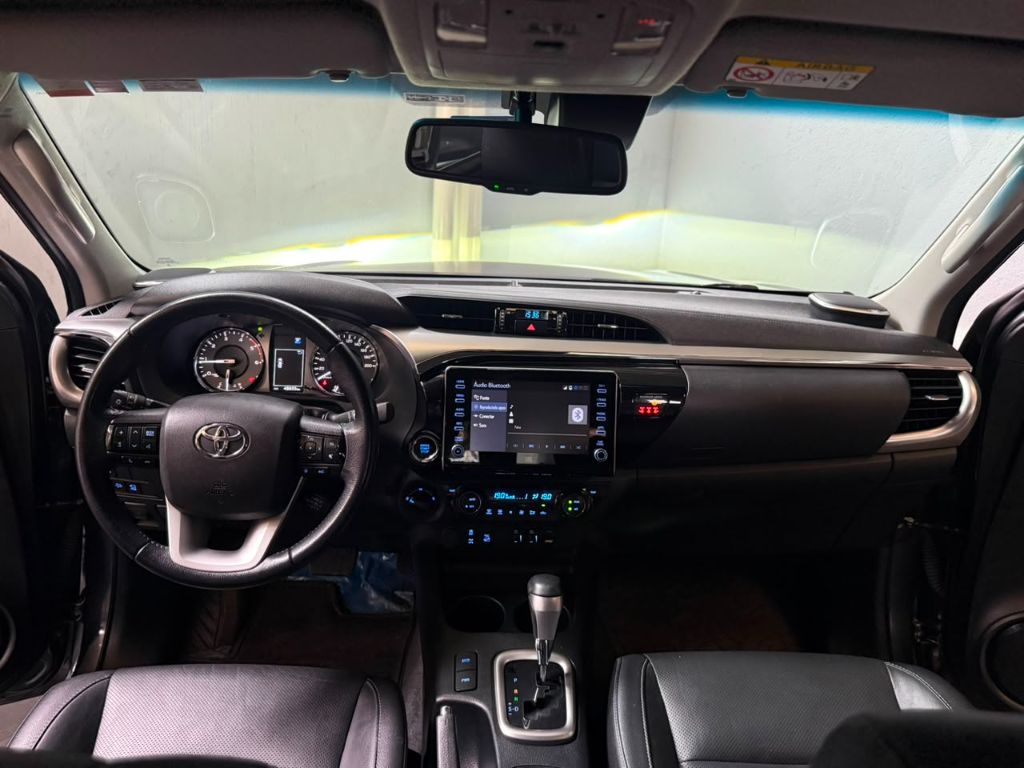 Hilux CD SRX 4x4 2.8 TDI 16V Diesel Aut. — foto 14
