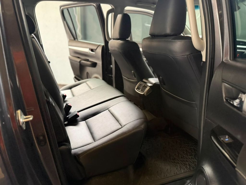 Hilux CD SRX 4x4 2.8 TDI 16V Diesel Aut. — foto 10