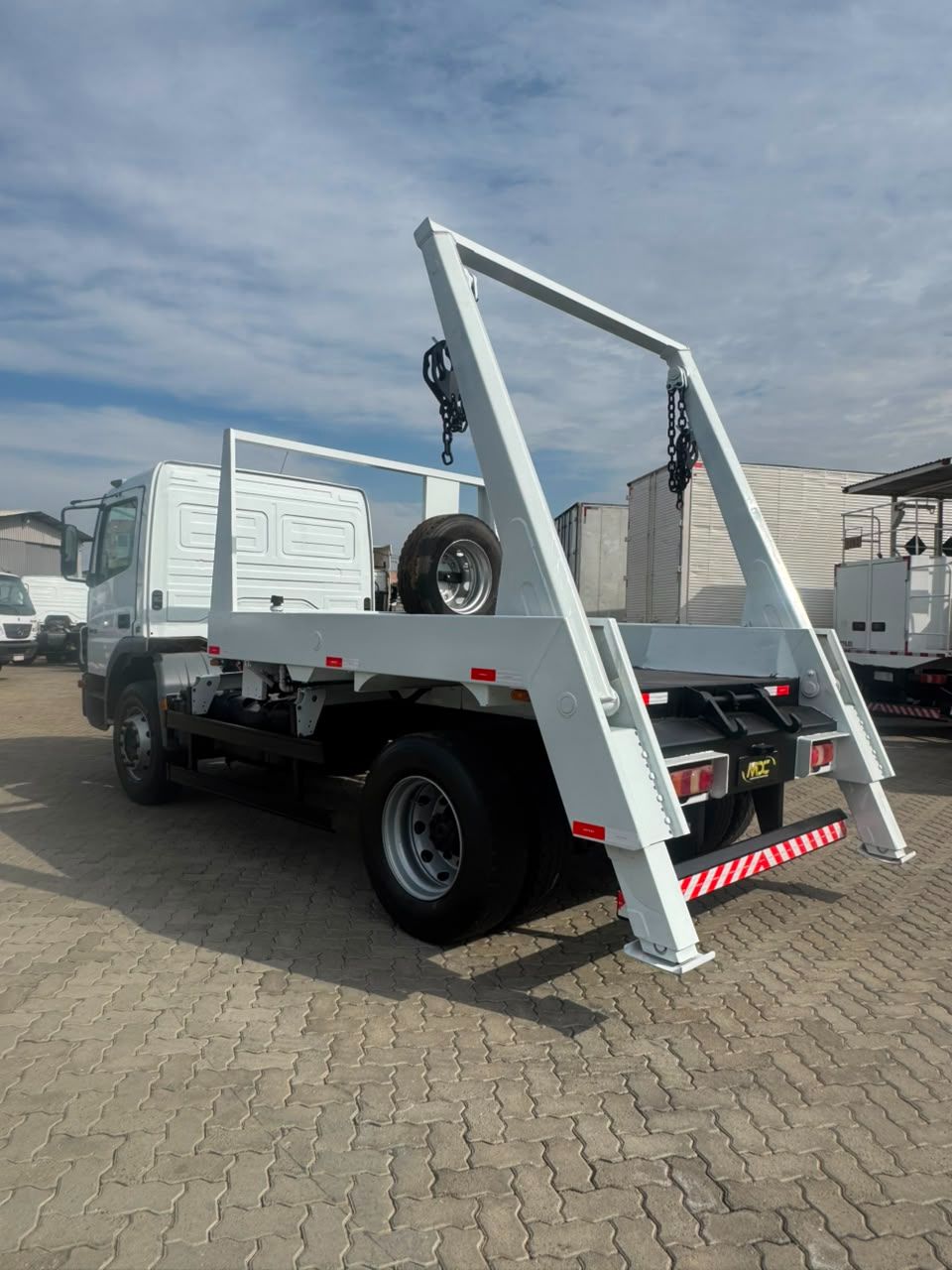 Mb Atego 1419 Poliguindaste Simples  — foto 6